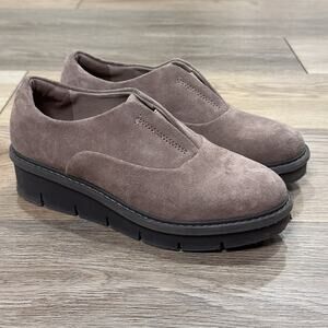 Clarks Women’s 6 Airabella Sky Pebble Suede Wedge Loafers Comfort Shoes EUC